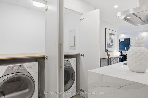 Photo 23 at 1504 - 812 Burnhamthorpe Road, Markland Wood, Toronto