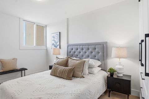 Photo 25 at 1504 - 812 Burnhamthorpe Road, Markland Wood, Toronto