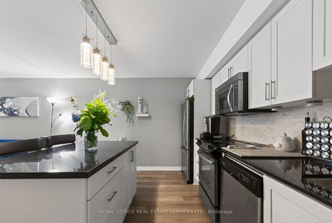 Photo 15 at 101 - 30 Carnation Avenue, Long Branch, Toronto