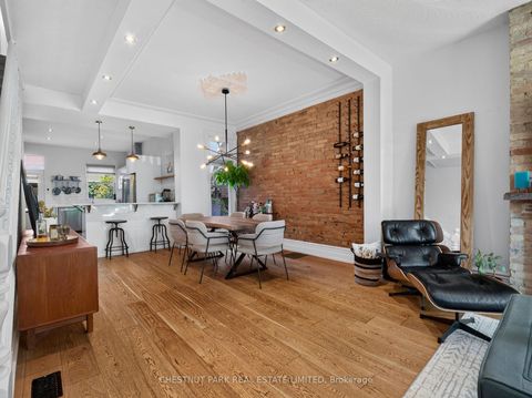 Photo 3 at 28 Robinson Street, Bellwoods, Toronto