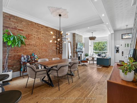 Photo 10 at 28 Robinson Street, Bellwoods, Toronto