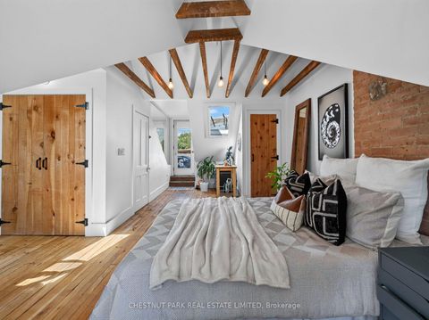Photo 30 at 28 Robinson Street, Bellwoods, Toronto