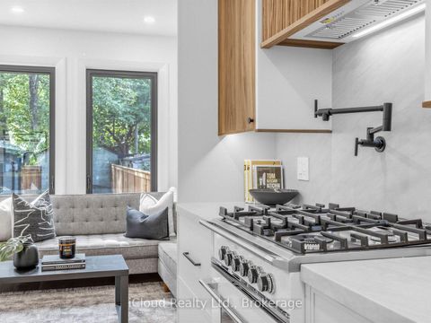 Photo 14 at 96 Woodycrest Avenue, Danforth, Toronto