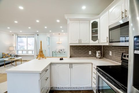 Photo 12 at 1 Willis Drive, Aurora Highlands, Aurora