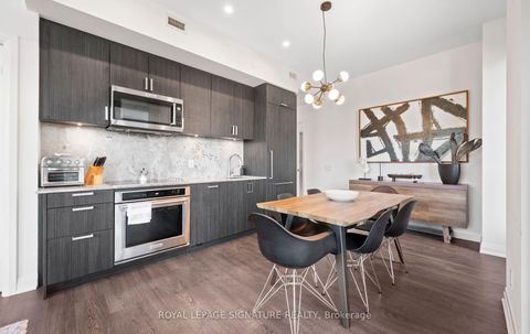 Photo 8 at 526 - 280 Howland Avenue, Annex, Toronto