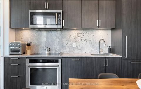 Photo 12 at 526 - 280 Howland Avenue, Annex, Toronto