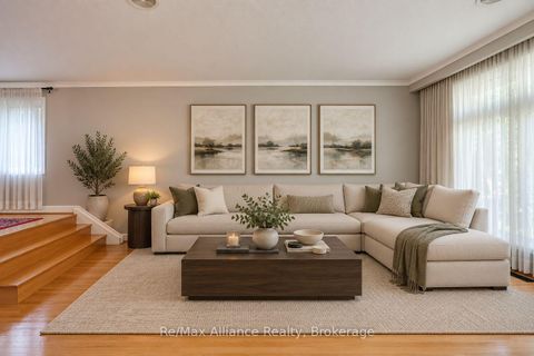 Photo 7 at 410 The Kingsway, Rosethorn, Toronto