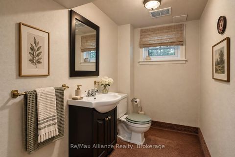 Photo 28 at 410 The Kingsway, Rosethorn, Toronto