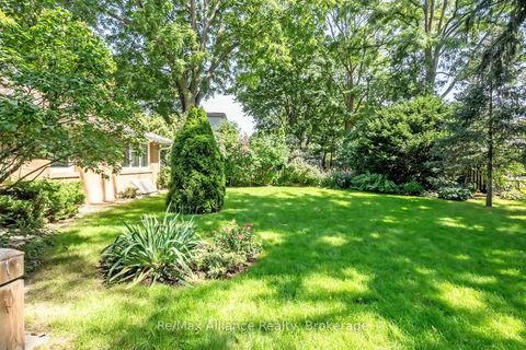 Photo 44 at 410 The Kingsway, Rosethorn, Toronto