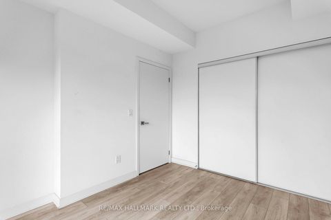 Photo 13 at 905 - 31 Tippett Road, Clanton Park, Toronto