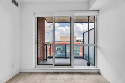 Photo 14 at 905 - 31 Tippett Road, Clanton Park, Toronto