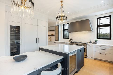 Photo 1 at 58 Fanning Mills Circle, Patterson, Vaughan