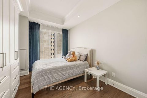 Photo 6 at 902 - 80 Yorkville Avenue, Annex, Toronto