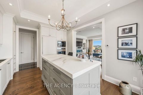 Photo 12 at 902 - 80 Yorkville Avenue, Annex, Toronto