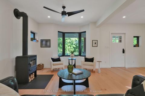 Photo 3 at 255 Blythwood Road, Mount Pleasant East, Toronto