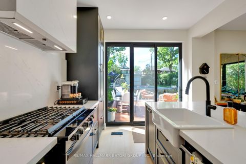 Photo 4 at 255 Blythwood Road, Mount Pleasant East, Toronto
