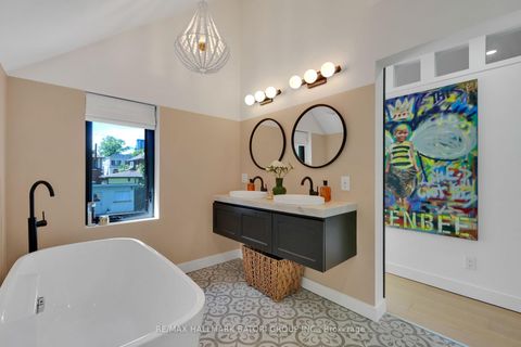 Photo 20 at 255 Blythwood Road, Mount Pleasant East, Toronto