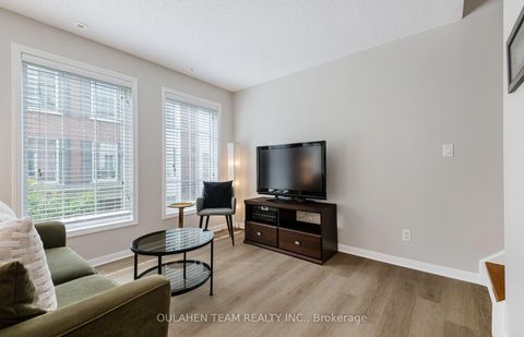 Photo 3 at 1011 - 5 Everson Drive, Willowdale East, Toronto