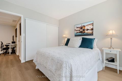 Photo 17 at 1011 - 5 Everson Drive, Willowdale East, Toronto