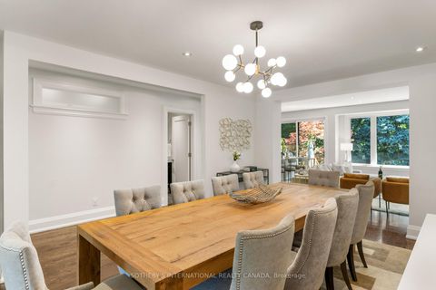 Photo 8 at 35 Belgrave Avenue, Nortown, Toronto