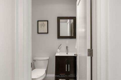 Photo 19 at 35 Belgrave Avenue, Nortown, Toronto