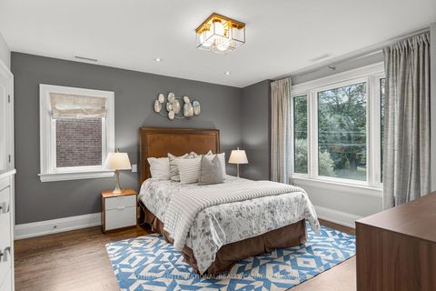 Photo 22 at 35 Belgrave Avenue, Nortown, Toronto