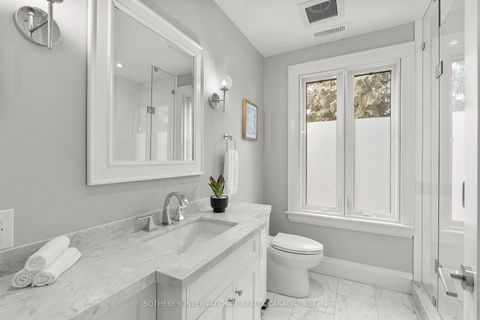 Photo 24 at 35 Belgrave Avenue, Nortown, Toronto