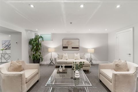 Photo 35 at 35 Belgrave Avenue, Nortown, Toronto