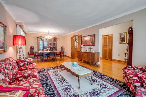 Photo 4 at 17 Altair Avenue, L'Amoreaux, Toronto