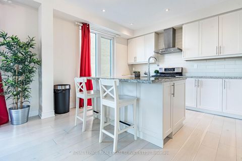 Photo 7 at 82 Pony Farm Drive, Richview, Toronto