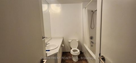Photo 6 at #215 - 215 Fort York Boulevard, Niagara, Toronto