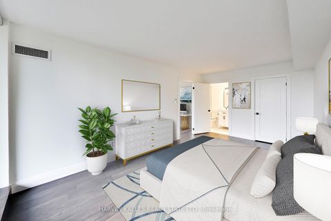 Photo 5 at 314 - 268 Ridley Boulevard, Nortown, Toronto