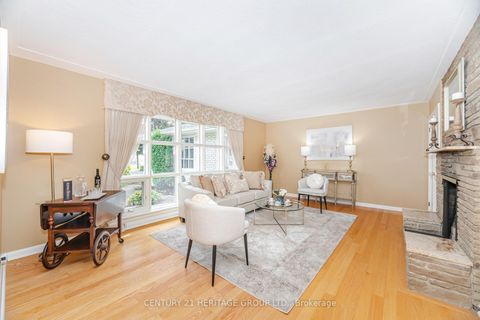 Photo 14 at 22 Poplar Drive, Oak Ridges, Richmond Hill