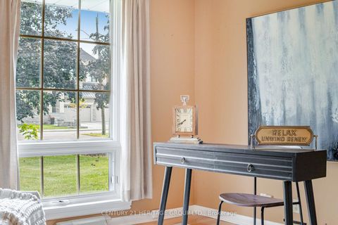 Photo 19 at 22 Poplar Drive, Oak Ridges, Richmond Hill