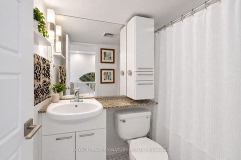 Photo 9 at 917 - 1040 The Queensway, Queensway, Toronto