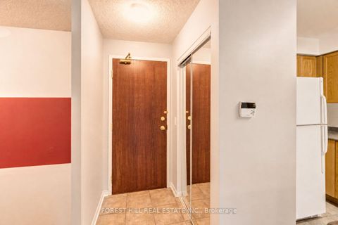 Photo 2 at 709 - 17 Michael Power Place, City Centre West, Toronto