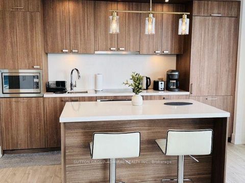 Photo 3 at 2904 - 10 Inn On The Park Drive, Don Mills, Toronto