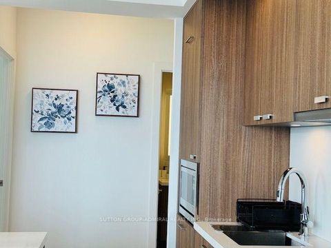 Photo 7 at 2904 - 10 Inn On The Park Drive, Don Mills, Toronto