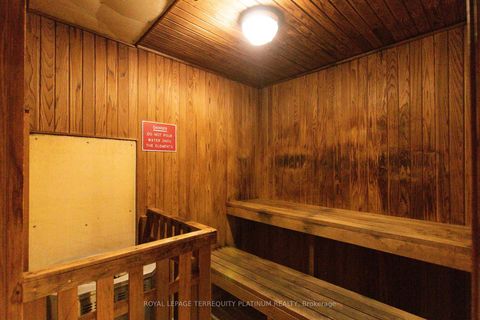 Photo 29 at 802 - 1 Concorde Place, Don Mills, Toronto
