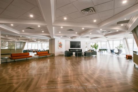 Photo 32 at 802 - 1 Concorde Place, Don Mills, Toronto