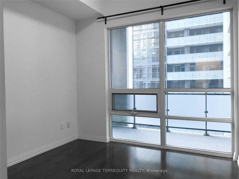 Photo 5 at 801 - 460 Adelaide Street E, Moss Park, Toronto