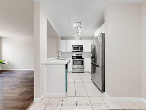Photo 14 at A50 - 108 Finch Avenue W, Newtonbrook West, Toronto