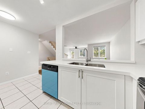 Photo 16 at A50 - 108 Finch Avenue W, Newtonbrook West, Toronto