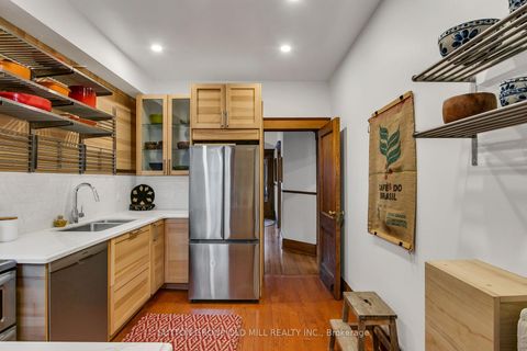 Photo 19 at 1 Algonquin Avenue, Swansea, Toronto