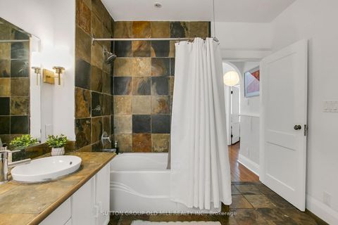 Photo 32 at 1 Algonquin Avenue, Swansea, Toronto
