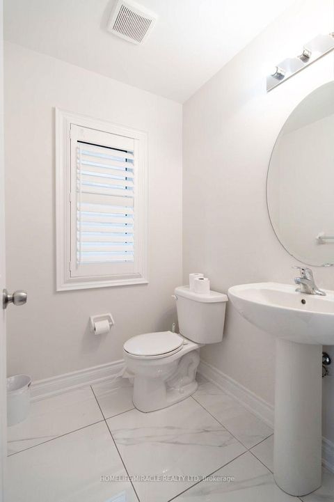 Photo 4 at 15 Ryerson Drive, Kleinburg, Vaughan