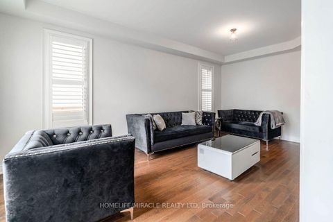Photo 13 at 15 Ryerson Drive, Kleinburg, Vaughan