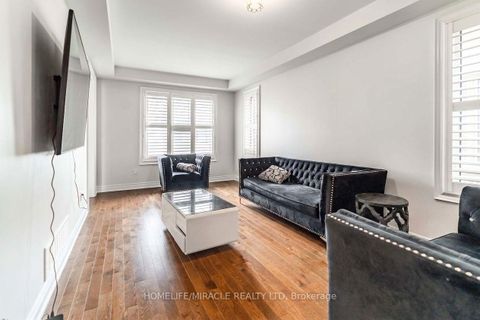 Photo 14 at 15 Ryerson Drive, Kleinburg, Vaughan