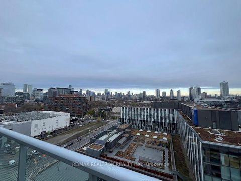 Photo 10 at 1301 - 425 Front Street E, Waterfront Communities C8, Toronto