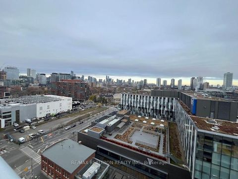 Photo 12 at 1301 - 425 Front Street E, Waterfront Communities C8, Toronto